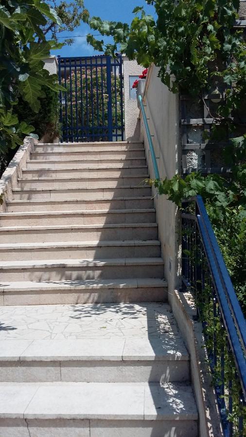 Die Appartements Glavas,Eckwohnunge Fuer 2 Personen Novi Vinodolski Exterior photo
